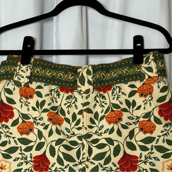 Farm Rio Sand Garden Tapestry Shorts Womens 29 NWT - Picture 8 of 15